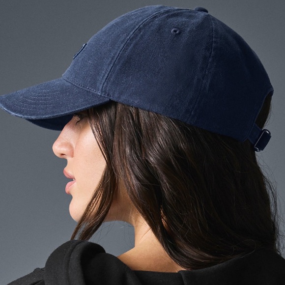 NWT ALO Authentic Washed Off-Duty Cap Vintage Navy - Picture 5 of 5